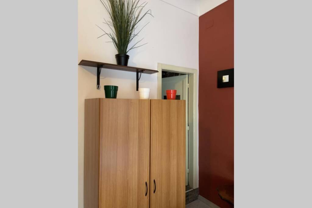 "Little Sicilian Home"-Room With A Private Bathroom & Kitchen -Fridge - And Shared A Beautiful Terrace On Hostel Taormina Center Buitenkant foto